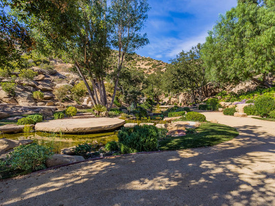 Woodpecker Ranch — grounds and estate, view 15
